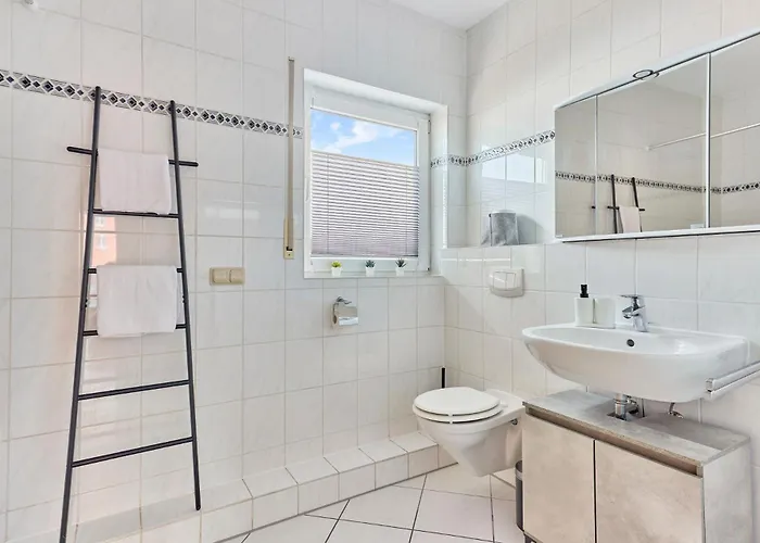 Traumferienwohnung Domblick 2 I Altstadtnaehe & Zentral I Balkon An Beiden Schlafzimmern I Vorteil Ab 5 Naechten *