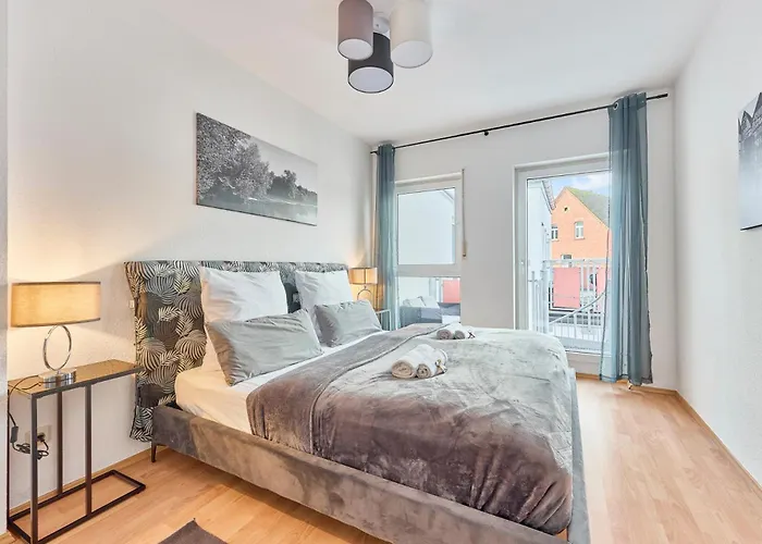 Traumferienwohnung Domblick 2 I Altstadtnaehe & Zentral I Balkon An Beiden Schlafzimmern I Vorteil Ab 5 Naechten Apartman