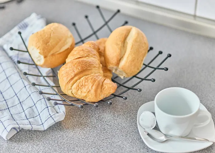 Apartman Traumferienwohnung Domblick 2 I Altstadtnaehe & Zentral I Balkon An Beiden Schlafzimmern I Vorteil Ab 5 Naechten